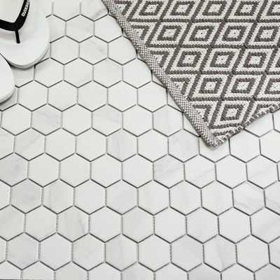 Afbeelding van The Mosaic Factory Barcelona Carrara White Mat Hexagon 5,1x5,9 cm