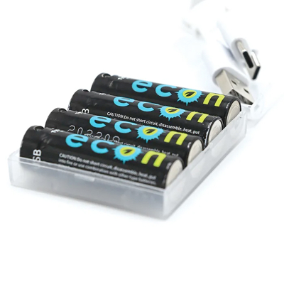 Afbeelding van Wolf Rechargeable USB AA Econ Batteries 4 Pack Kampeerspullen