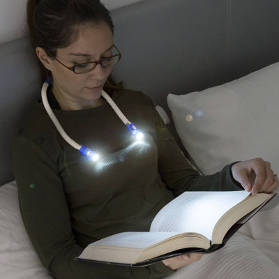 Billede af Nakkebøjle med LED lys til læsning
