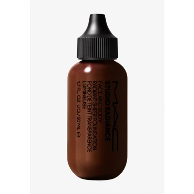 Afbeelding van M·A·C Studio Radiance Face and Body Radiant Sheer Foundation W9 50 ml