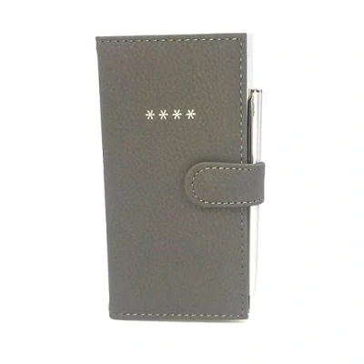 Afbeelding van Wachtwoordboek A Z notitieboek met tabbladen voor internetaanmeldingsinformatie. Slank, zacht ledergevoel, 16 x 8,5 cm, formaat dagboek pen