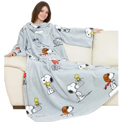 Afbeelding van Kanguru Deluxe Snoopy, superzachte en gezellige fleecedeken met mouwen buidelzak, kleur grijs, volwassen grootte 140 x 180 cm