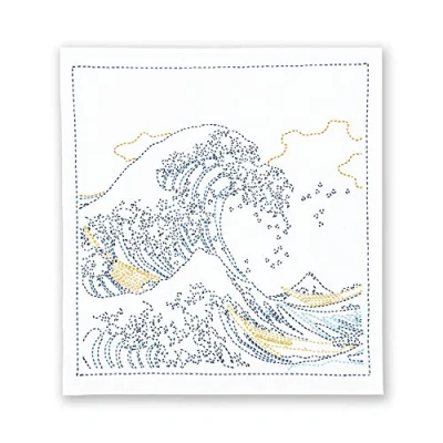 Afbeelding van Olympus Sashiko Kit inclusief doek voorbedrukt een patroon van Ukiyoe The Great Wave Kanagawa, Needle、Sashiko Thread、Instractions in het Engels