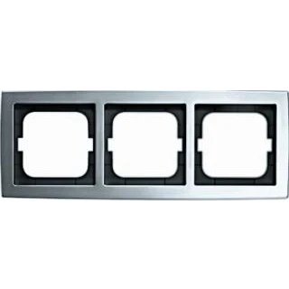 Afbeelding van Abb busch jaeger solo 3 voudig afdekraam montage vert hori klem glans wit ral9016 kunststof ip20 2cka001754a4111