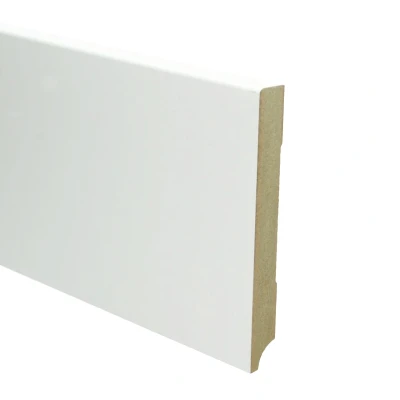 Afbeelding van Overschilderbaar MDF Moderne plint 150x18 wit gegrond