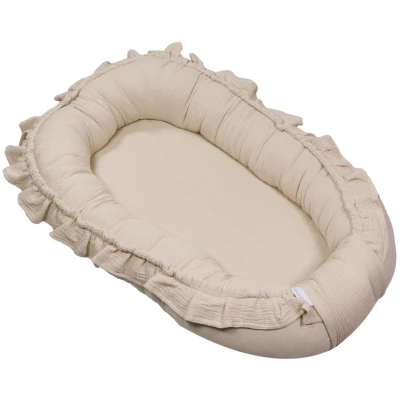 Afbeelding van MamaLoes Soft Cotton Ruffle Ecru Babynest ML020111