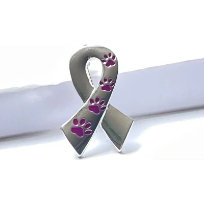 Afbeelding van GoedeDoelen.Shop Broche Ribbon Paws Purple Gedenk Sieraad Pootafdruk Rescue Sierpin Wellness House