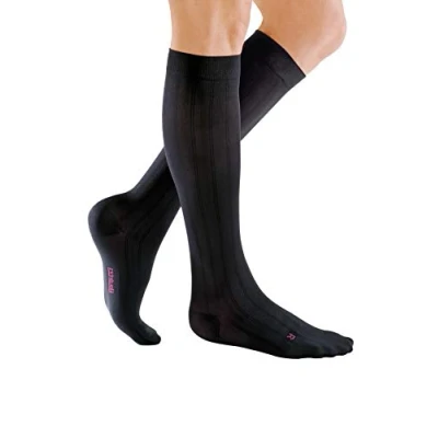 Afbeelding van medi mediven for men compressiekousen voor heren kniekousen CCL2 zwart maat VI normaal gemaakt van high tech vezels met Clima Comfort &amp; Fresh