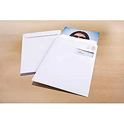 Afbeelding van Raadhuis akte envelop 229x324mm C4 wit plakstrip venster rechts 250 stuks RD 303595