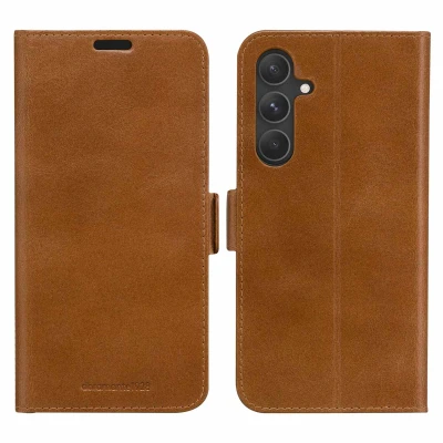 Afbeelding van Samsung Galaxy S24 Plus Hoesje Echt leder dbramante1928 Bookcase Bruin Telefoonhoesje