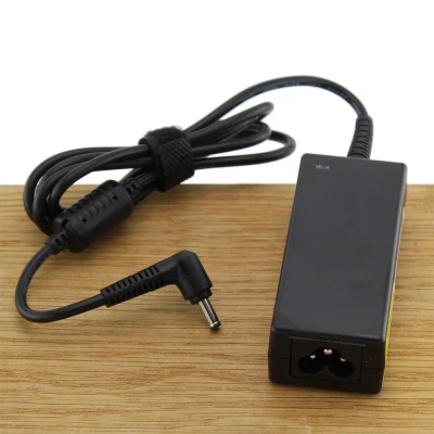 Afbeelding van Yanec Laptop Adapter 45W