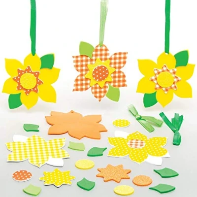 Afbeelding van Baker Ross AT584 Narcissen Mix &amp; Match decoratieve hanger knutselset voor kinderen (8 stuks) creatieve sets om te knutselen en decoreren in de lente