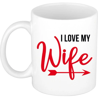 Afbeelding van I love my wife cadeau koffiemok / theebeker wit met pijl 300 ml feest mokken