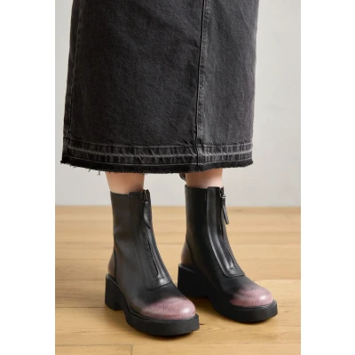 Afbeelding van Camper Milah Enkellaarsjes met plateauzool, Dames, Maat: 36, Black/mauve Leer/ synthetisch