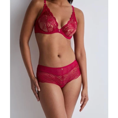 Afbeelding van Aubade dames Vibes shorty met borduring in de kleur Cranberryrood, maat: 38