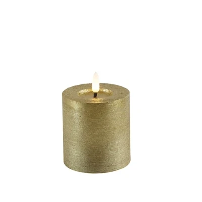 Afbeelding van Countryfield Lyon LED kaars/stompkaars goud D7,5 x H8 cm timer kaarsen