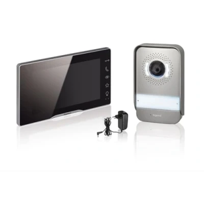 Afbeelding van LEGRAND, EASYKIT Plus 368910 Video deurintercomset met 2 draads aansluiting, 7 inch kleurenmonitor gespiegeld en groothoekcamera, 1 /2 gezinswonsset, uitbreidbaar, stekkervoeding, IP54 IK07, zwart