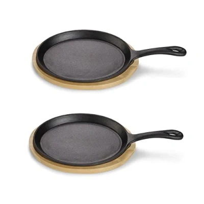 Afbeelding van ECHTWERK Serveerpan van gietijzer, mini pannetjes met serveerplank, kleine grillpan, al ingebrand, geschikt voor oven, barbecue, barbecue en inductie, ideaal het serveren, 2 delig