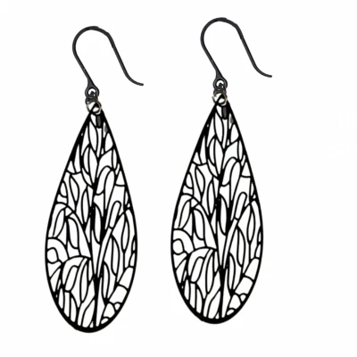 Afbeelding van Allergievrij lange Oorbellen Scarlet filigraan zwart Charme Bijoux