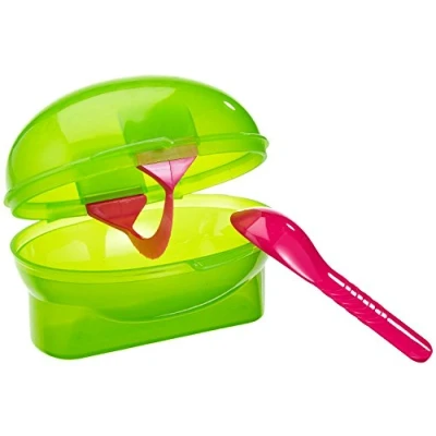 Afbeelding van Fackelmann Kiwibox 3 in 1, kleine snackbox kiwivorm met lepel en snijder, ideale transportbox voor onderweg (kleur: groen/roze), hoeveelheid: 1 stuk