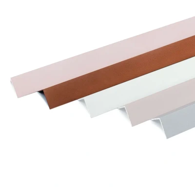 Afbeelding van Hoekprofiel voor naturel lichtbruin WPC composiet 3.8x3.8x220cm