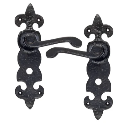 Afbeelding van Ludlow Foundries Deurkruk op schild fleur de lis vrij bezet