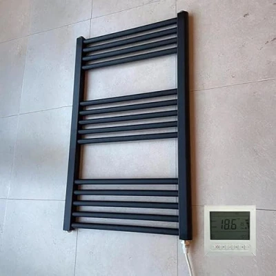 Afbeelding van Greened House 400w x 800h zwarte elektrische rechte verwarmde badkamer handdoekstang + timer en kamerthermostaat