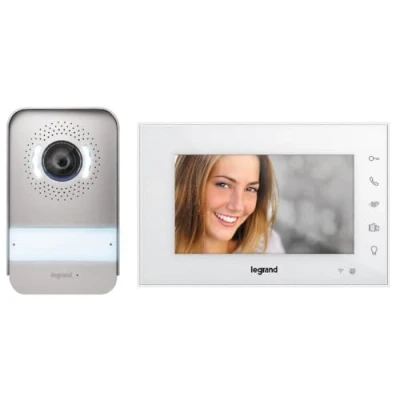 Afbeelding van LEGRAND, Wi Fi video deurintercomset, 2 draads aansluiting, 7 inch hoogglans kleurenmonitor &amp; groothoekcamera, smartphone besturing p. app, 1/2 gezinshuis, serieinbouw voeding, wit,