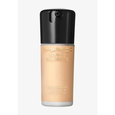 Afbeelding van M·A·C Studio Radiance Serum Powered Foundation NC18 30 ml