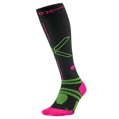 Afbeelding van STOX Energy Socks, Hardloopsokken voor dames, compressieklasse 23 32 mmHg, dun voetbed, compressiekousen, hardloopcompressiesokken, steunkousen, trombosekousen, compressie kniekousen, hardlopen, grijs