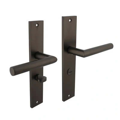 Afbeelding van Deurklink Bastian op schild 245x45 mm WC slot antracietgrijs