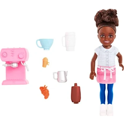 Afbeelding van Barbie Speelgoed, Chelsea Pop en Accessoires Barista Set, Kan Kleine Met 7 Thema Stukken