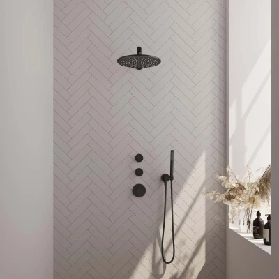 Afbeelding van BRAUER Black Edition thermostatische inbouw regendouche SET 02 met 30 cm douchekop en rechte muurarm staaf handdouche doucheslang