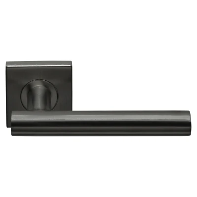 Afbeelding van Formani Deurkruk BASICS LB7 19BSQ geveerd op vierkant rozet PVD gumetal
