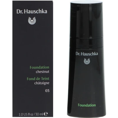 Afbeelding van Dr. Hauschka Foundation 03 Chestnut 30 ml
