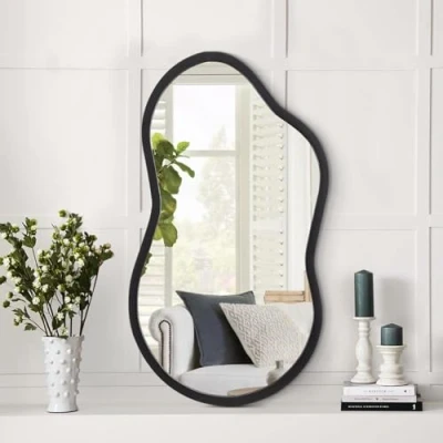 Afbeelding van AAZZKANG Onregelmatige Wandspiegel Houten Kleine Asymmetrische Spiegel Decoratieve Zwarte Opknoping voor Slaapkamer Kleedkamer Woonkamer Badkamer Entryway