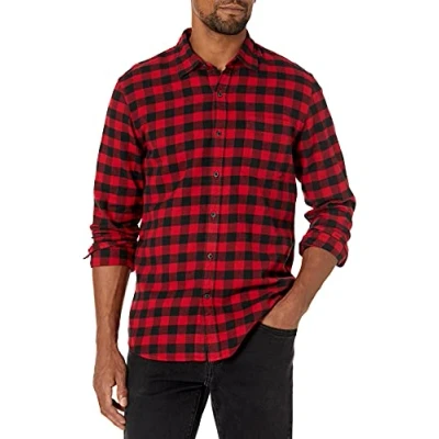 Afbeelding van Amazon Essentials Men&#039;s Geruit flanellen overhemd met lange mouwen en slanke pasvorm (kleuren in beperkte oplage), Zwart Rood Geruit, S
