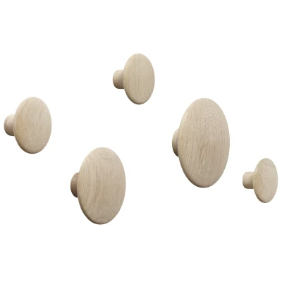 Afbeelding van Muuto The Dots Kapstok Eiken Set 5 Stuks