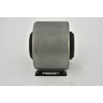 Afbeelding van FEBEST MZAB TRBR Draagarmrubbers Achteras boven, Voor