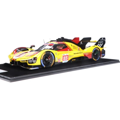 Afbeelding van Ferrari 499P Looksmart Modelauto 1:12 2024 Robert Kubica / Shwartzman Yifei Ye AF Corse