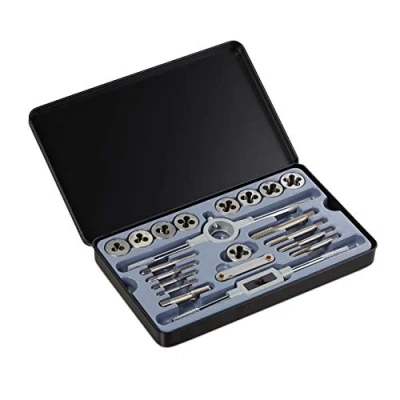 Afbeelding van Relaxdays tapset M3 M12, 9 snijplaten &amp; taps, wringijzer, snijplaathouder, draadsnijset, opbergdoos, zilver