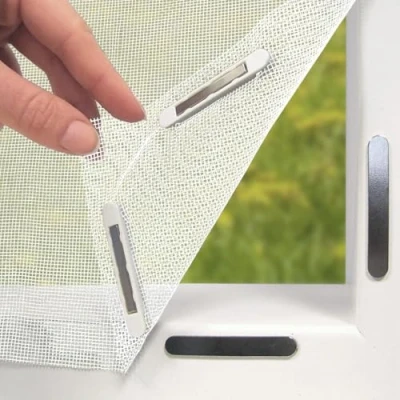 Afbeelding van EASYmaxx Insect Protect Vliegengaas voor ramen met magnetische bevestiging, op maat te snijden muggennet, insectenbescherming tot 150 x 180 cm, eenvoudige montage, wit