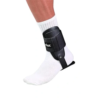 Afbeelding van Mueller Lite Enkelbrace, Enkel en voetbrace, zwart, one size fits all