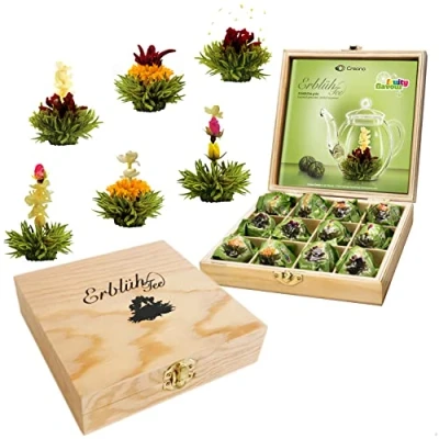 Afbeelding van Creano Theebloemen, cadeauset in houten theekist, thee met 12 bloesems 6 soorten groene thee, fruitig gearomatiseerd, theerozen, cadeau voor vrouwen