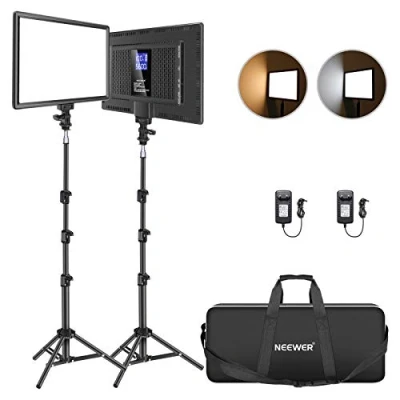 Afbeelding van NEEWER 13 inch led videolichtpaneelset met statief, streaming licht lithiumbatterij, set van 2 zachte videolamp, 3200K 5600K, CRI 97+ 2400lux, studiolamp voor live gaming, YouTube camera,