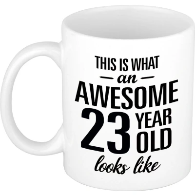Afbeelding van Awesome 23 year cadeau mok / verjaardag beker 300 ml feest mokken