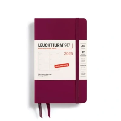 Afbeelding van LEUCHTTURM1917 370551 Weekkalender Pocket (A6) 2025, Port Red, Duits