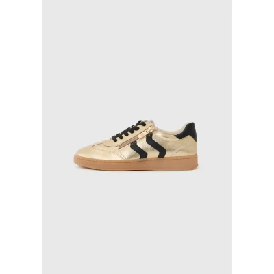 Afbeelding van Marco Tozzi Dames Sneaker 2 23739 44 943 F breedte Maat: 36 EU