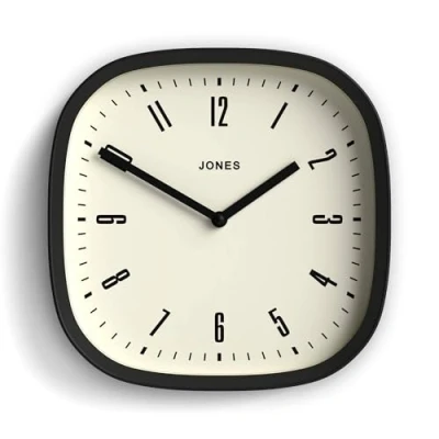 Afbeelding van Jones Clocks® Marvel wandklok Retro vierkante klok met afgeronde hoeken 25cm Zwart Stijlvol design voor keuken, woonkamer of kantoor