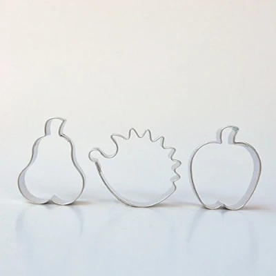 Afbeelding van BekkiB 7733 Uitsteekvormpjes, 3 delige set, vaatwasmachinebestendig, voor appel, peer en egel, het bakken van koekjes knutselen met zoutdeeg